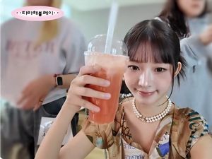 Rei IVE Diet Ketat Saat Comeback, Hanya Makan Sekali Sehari Rei IVE Diet Ketat Saat Comeback, Hanya Makan Sekali Sehari
