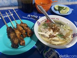 Kenyal Legit Sate Kere di Warung Bu Sum Jogja, Sehari Ludes 3.000 Tusuk!