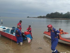 Detik-detik Nelayan Balikpapan Tenggelam Saat Kapal Diterjang Ombak