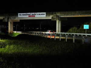 Tol Fungsional Japek II Selatan Dibuka, Kepadatan di Km 66 Berkurang Tol Fungsional Japek II Selatan Dibuka, Kepadatan di Km 66 Berkurang