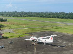 Penampakan Wings Air Mendarat di Bandar Udara Cut Nyak Dhien