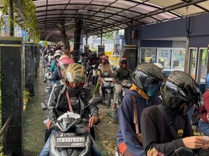 Puncak Arus Balik di Pelabuhan Ketapang, Antrean Roda 2 Mengular