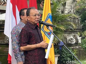 Koster Dorong Percepatan PLTS Atap, Targetkan Bali Mandiri Energi Koster Dorong Percepatan PLTS Atap, Targetkan Bali Mandiri Energi