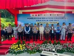 Kapolri Pantau Terus Dinamika One Way Nasional Tol Trans Jawa