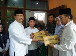 Mensos Saifullah Salurkan Santunan untuk Korban Longsor Pacet-Cangar