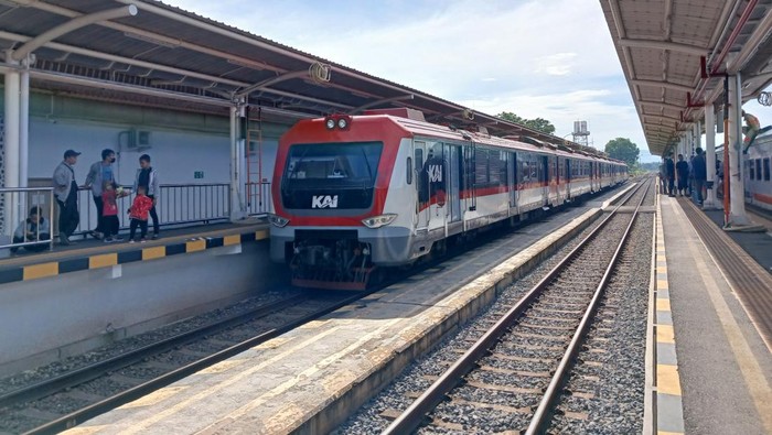 KA Prameks Jogja-Kutoarjo