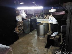 Terhentinya Produksi di Pabrik Tahu Ujungberung gegara Banjir Terhentinya Produksi di Pabrik Tahu Ujungberung gegara Banjir