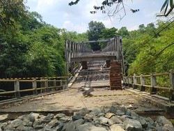 Pemprov Jabar Pastikan Jembatan Bailey Karawang Bakal Segera Rampung