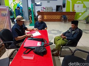 Arus Balik Lebaran, Satpol PP Mulai Intensifkan Pemeriksaan di Terminal Mengwi Arus Balik Lebaran, Satpol PP Mulai Intensifkan Pemeriksaan di Terminal Mengwi