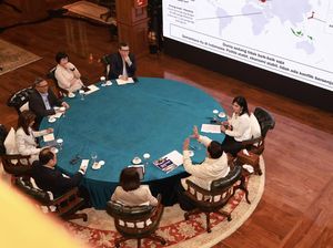 Momen Prabowo Bareng 6 Pemred Diskusi di Meja Bundar Hambalang