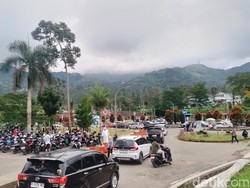 Libur Lebaran Berkah Pedagang Rest Area Gunung Mas, Omzet Naik Signifikan
