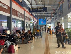 Arus Balik Lebaran, 51 Ribu Penumpang Padati Stasiun di Daop 8 Surabaya