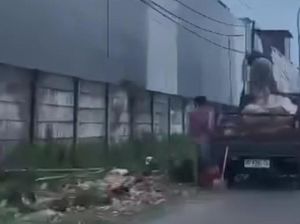 Alasan Lurah di Gowa Polisikan Pembuang Sampah 1 Bak Pikap di Pinggir Jalan Alasan Lurah di Gowa Polisikan Pembuang Sampah 1 Bak Pikap di Pinggir Jalan