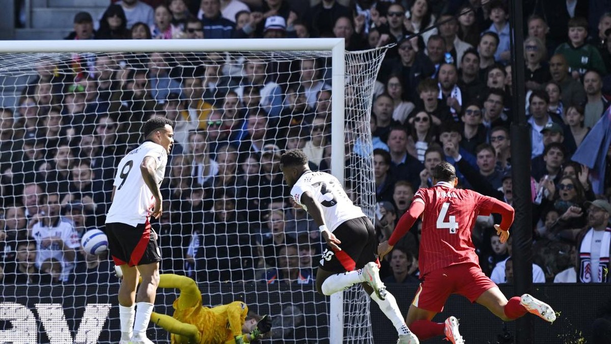 Fulham jadi kryptonite Liverpool musim ini (REUTERS/TONY O BRIEN)