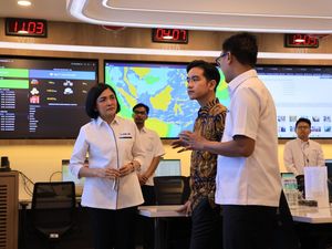 Gibran Pantau Arus Balik Lebaran dari Kantor Pelni, Titip Pesan Ini