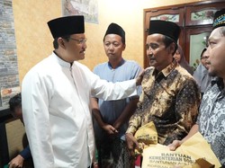 Mensos Saifullah Yusuf Ikut Tahlilan Doakan Korban Longsor Mojokerto