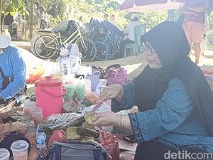 Nikmatnya Menyantap Opor Ayam Saat Lebaran Ketupat di Pantai Sanur Nikmatnya Menyantap Opor Ayam Saat Lebaran Ketupat di Pantai Sanur
