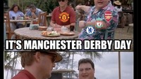 Meme ini sampai bilang tidak ada yang peduli dengan Derby Manchester kali ini. Foto: dok. Internet/X (Twitter)