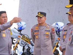 Kapolda Metro Cek Tol Japek, Pastikan Lalin Arus Balik ke Jakarta Lancar