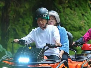 Momen Jokowi Seru-seruan Naik ATV di Bali Momen Jokowi Seru-seruan Naik ATV di Bali