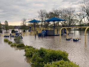 Banjir Bandang Hantam Wilayah Ohio