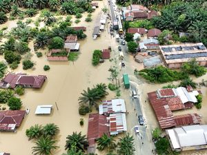 Rute Jalintim Palembang-Jambi Dialihkan Imbas Banjir di Muba Rute Jalintim Palembang-Jambi Dialihkan Imbas Banjir di Muba