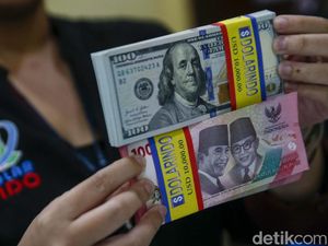 Rupiah Dalam Tren Terus Menguat Lawan Dolar AS Rupiah Dalam Tren Terus Menguat Lawan Dolar AS