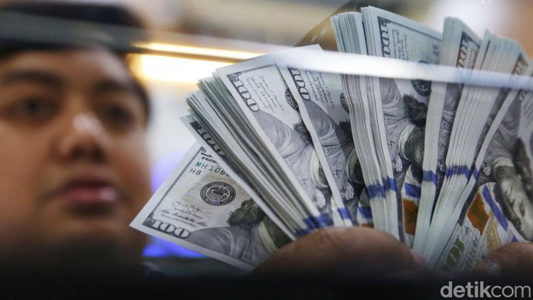 Dolar AS Terperosok ke Rp 16.270: Update Kurs Pagi Ini