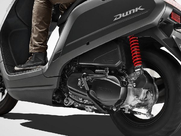 Wujud Skutik Honda yang Dipakai Jakarta-Bandung Cuma Butuh Bensin 2 L