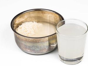 7 Manfaat Air Cucian Beras untuk Dapur hingga Kecantikan, Serbaguna! 7 Manfaat Air Cucian Beras untuk Dapur hingga Kecantikan, Serbaguna!