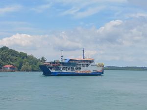 Kapal Roro Tujuan Mengkapan Riau Sempat Mati Mesin, Diduga Kemasukan Air Kapal Roro Tujuan Mengkapan Riau Sempat Mati Mesin, Diduga Kemasukan Air
