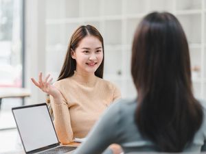 7 Tips Agar Tampak Pintar Ketika Berbicara Menurut Pakar Komunikasi 7 Tips Agar Tampak Pintar Ketika Berbicara Menurut Pakar Komunikasi