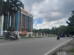 Pusri Janjikan Penuhi Hak Pekerjanya yang Alami Kecelakaan Kerja Pusri Janjikan Penuhi Hak Pekerjanya yang Alami Kecelakaan Kerja