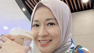 Keseruan Okie Agustina Saat Ngopi hingga Ngemil Gelato