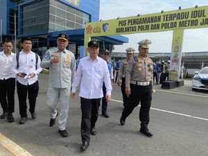 One Way Nasional Tol Trans Jawa Resmi Dihentikan Pagi Ini One Way Nasional Tol Trans Jawa Resmi Dihentikan Pagi Ini
