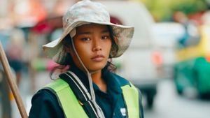 Transformasi Tukang Sapu Jalanan Jadi Model, Paras Eksotisnya Bikin Terpana