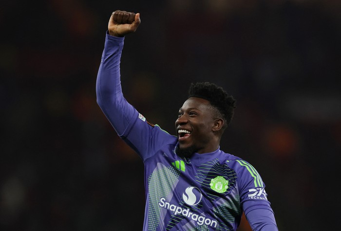 Soccer Football - Europa League - Round of 16 - Second Leg - Manchester United v Real Sociedad - Old Trafford, Manchester, Britain - March 13, 2025 Manchester United's Andre Onana celebrates after the match REUTERS/Phil Noble