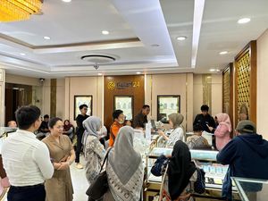 Lebaran Usai, Emas di Galeri 24 Pegadaian Laris Manis Diburu Masyarakat Lebaran Usai, Emas di Galeri 24 Pegadaian Laris Manis Diburu Masyarakat