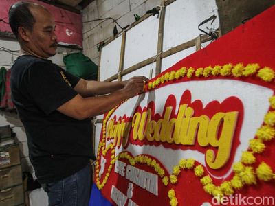 Jatuh Bangun Usaha Bunga Papan yang Kian Menjamur di Jakarta