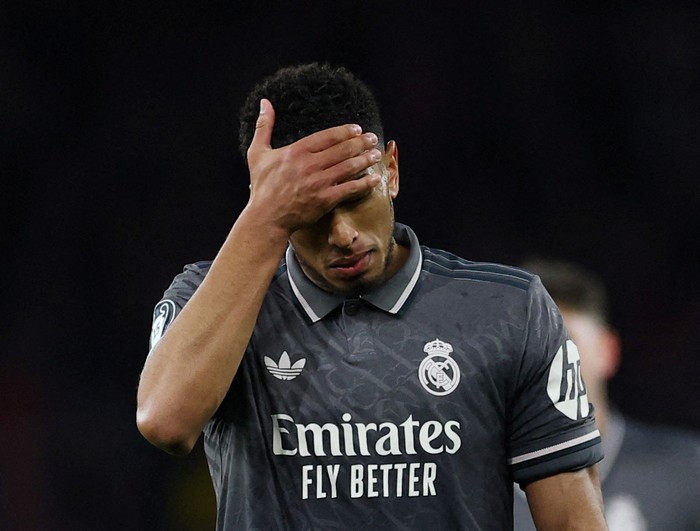 Soccer Football - Champions League - Quarter Final - First Leg - Arsenal v Real Madrid - Emirates Stadium, London, Britain - April 8, 2025 Real Madrids Jude Bellingham looks dejected after the match Action Images via Reuters/Matthew Childs     TPX IMAGES OF THE DAY
