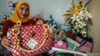 Keren! Ibu-ibu di Jaksel Ubah Sampah Jadi Rupiah