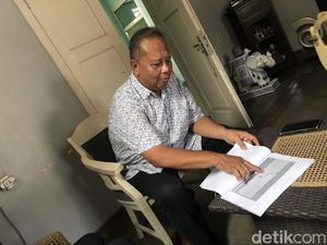 Warga Lempuyangan Sambat ke Hasto soal Rencana Penggusuran PT KAI Warga Lempuyangan Sambat ke Hasto soal Rencana Penggusuran PT KAI