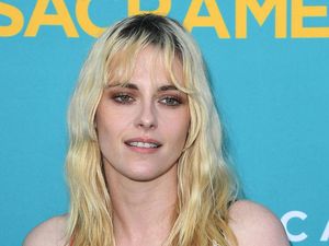 Video Debut Sutradara, Kristen Stewart: Membuat Film Adalah Tindakan Cinta Video Debut Sutradara, Kristen Stewart: Membuat Film Adalah Tindakan Cinta