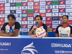 Pelatih Semen Padang Hafal Strategi PSM Makassar, Pede Curi Poin di GBH Pelatih Semen Padang Hafal Strategi PSM Makassar, Pede Curi Poin di GBH