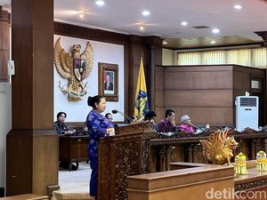 DPRD Bali Desak BTID Tepati Janji Bangun Jalan ke Pura di Serangan DPRD Bali Desak BTID Tepati Janji Bangun Jalan ke Pura di Serangan