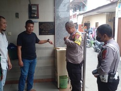 Viral Bocah Terekam Curi Uang Kotak Amal di Depok, Sempat Acungkan Jari