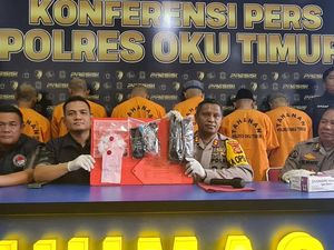 Polisi Ringkus 6 Pelaku Penyalahgunaan Narkoba di OKU Timur Polisi Ringkus 6 Pelaku Penyalahgunaan Narkoba di OKU Timur