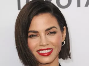 10 Rekomendasi Model Potongan yang Cocok untuk Rambut Tipis 10 Rekomendasi Model Potongan yang Cocok untuk Rambut Tipis