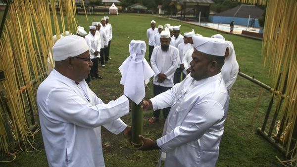 Melihat Prosesi Pelepasan Ake Dango di Tidore