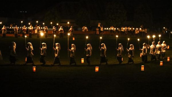 Ritual Ake Dango Buka Festival Hari Jadi Tidore